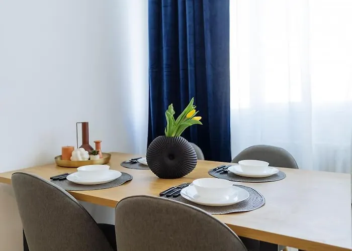 Sky Penthouse - Square Lägenhet Bukarest