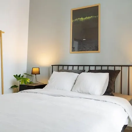 Sky Penthouse - Square