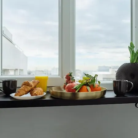 Sky Penthouse - Square Apartman Bukarest