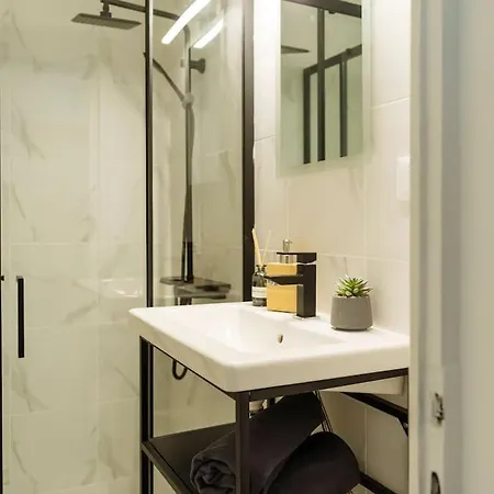 Apartamento Sky Penthouse - Square I Free Parking I Balcony
